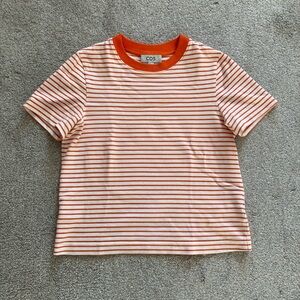 COS Clean cut striped tee